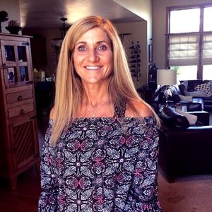 Meet your Posher, Kitti